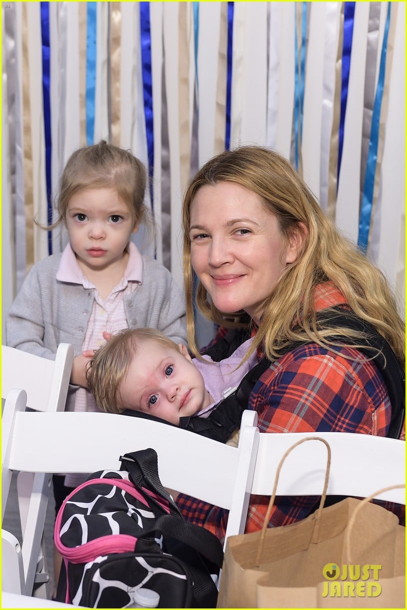 Drew Barrymore Brings Daughters Frankie & Olive to Jessica Alba's