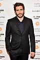 jake gyllenhaal covers up body after southpaw still released 06