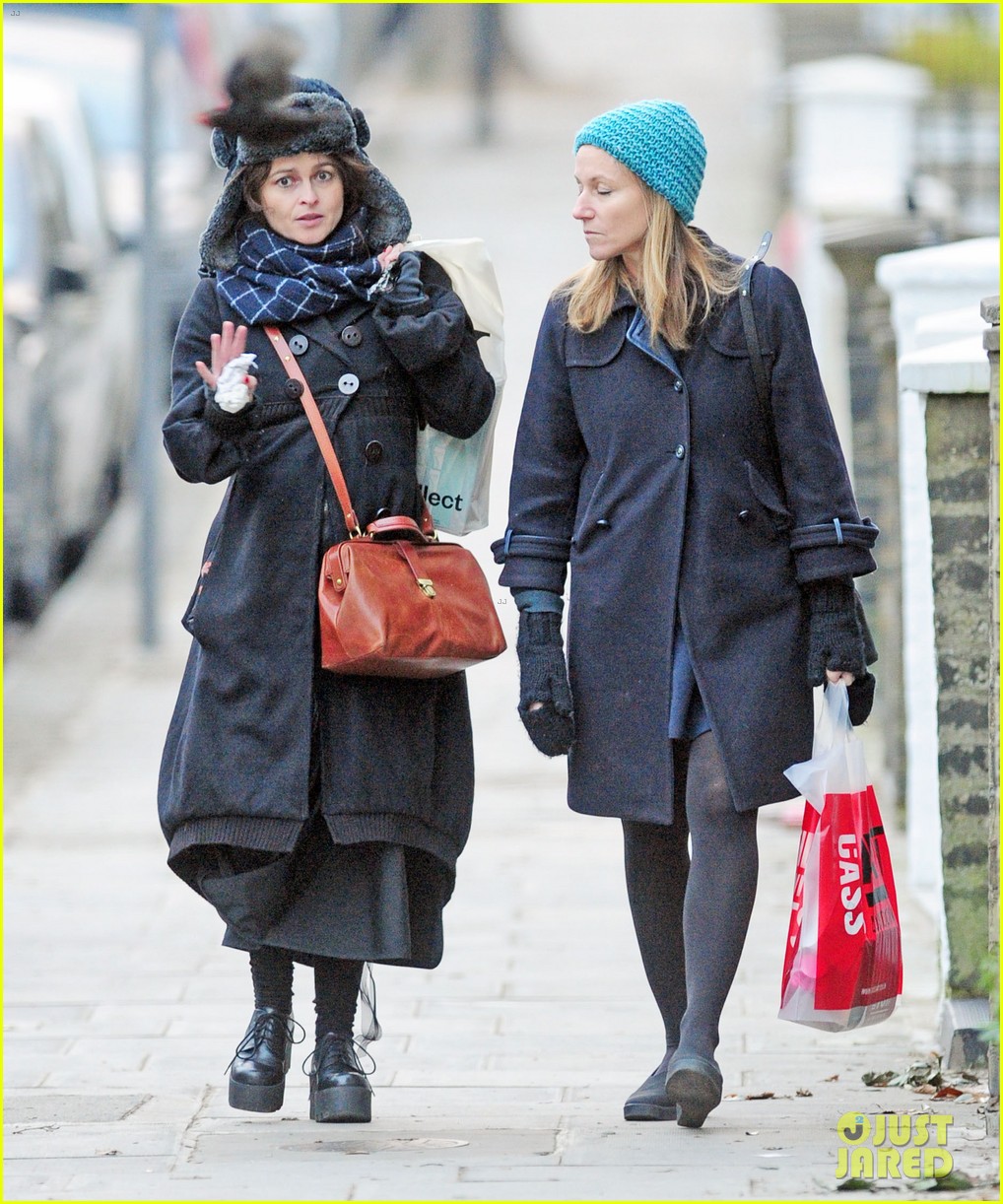 Photo: helena bonham carter shopping post split tim burton 06 | Photo