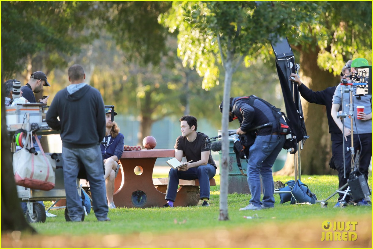 Joseph GordonLevitt Honors His Late Brother with a Quirky Fashion