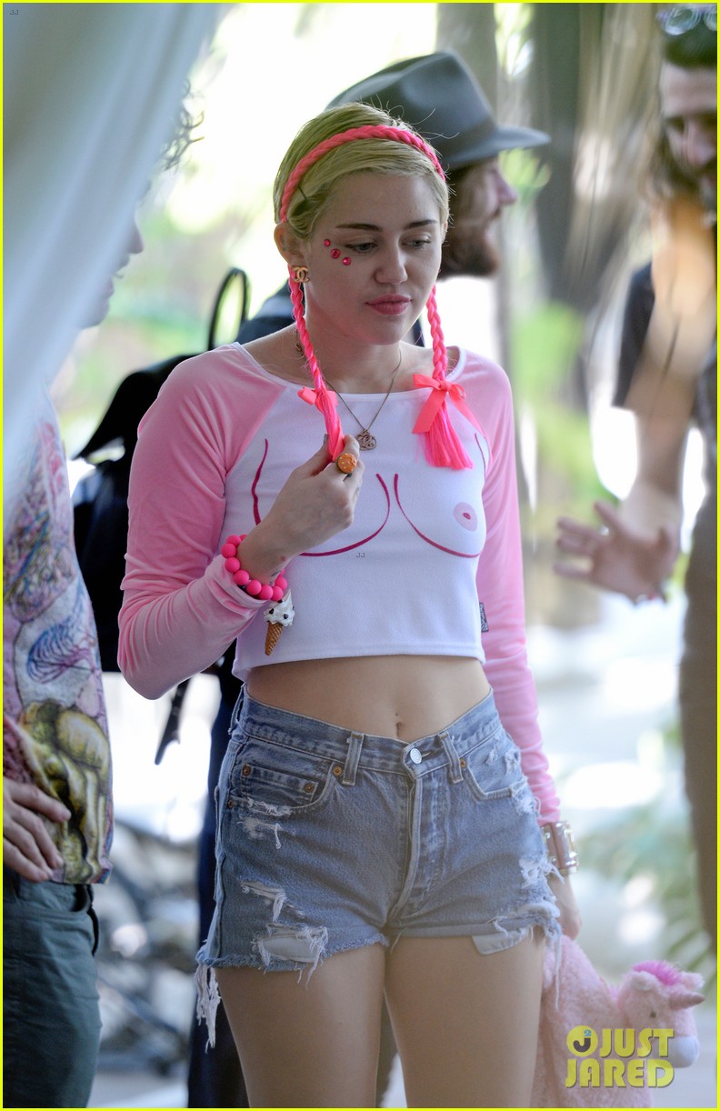 Miley Cyrus's Nipple Shirt Grabs Our Attention at Her Miami Soundcheck...