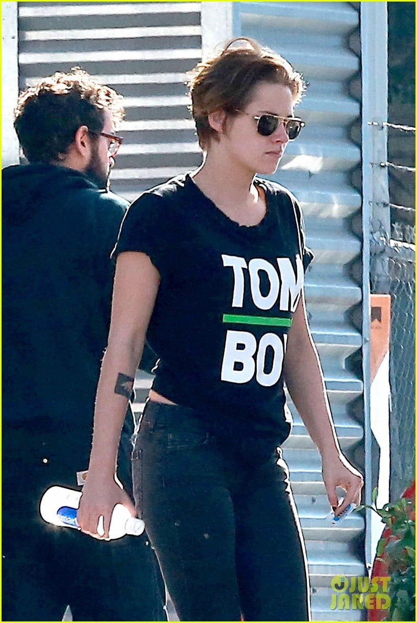 Kristen Stewart Embraces Her 'Tom Boy' Status in L.A. Photo 3257197