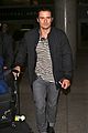 orlando bloom at lax airport 05