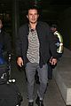 orlando bloom at lax airport 09