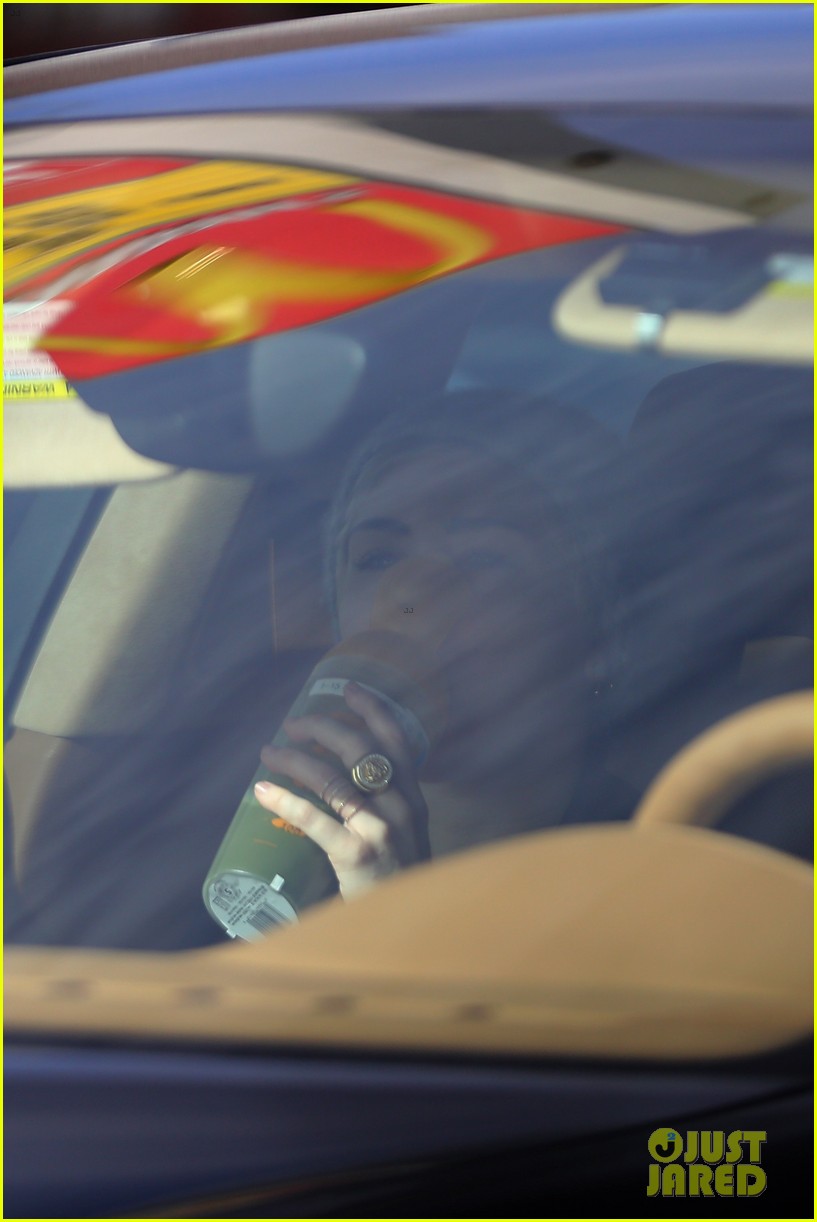 Miley Cyrus Takes a Meeting, Patrick Schwarzenegger Does Karaoke with