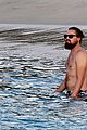 leonardo dicaprio continues st barts trip surrounded by women 15