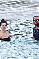 leonardo dicaprio continues st barts trip surrounded by women 47