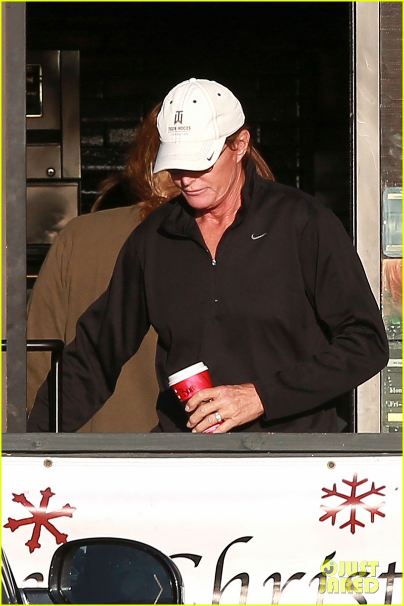 Bruce Jenner's Transition to Woman Has Been Confirmed Photo 3292350