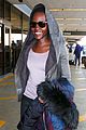 lupita nyongo jets out of lax before golden globes 06