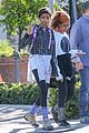 willow smith flashes a peace sign 08