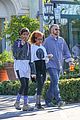 willow smith flashes a peace sign 12