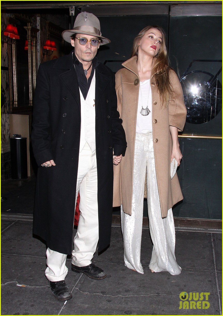 Johnny Depp & Amber Heard Are Married, Wed in Private Ceremony! Photo