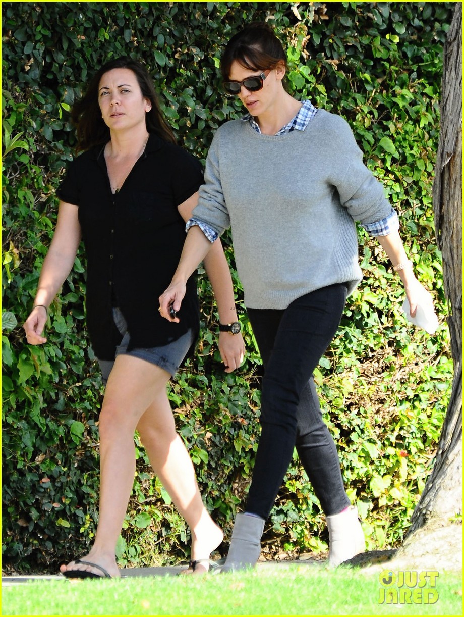 Jennifer Garner Grew Up With Lots of Community in West Virginia Photo