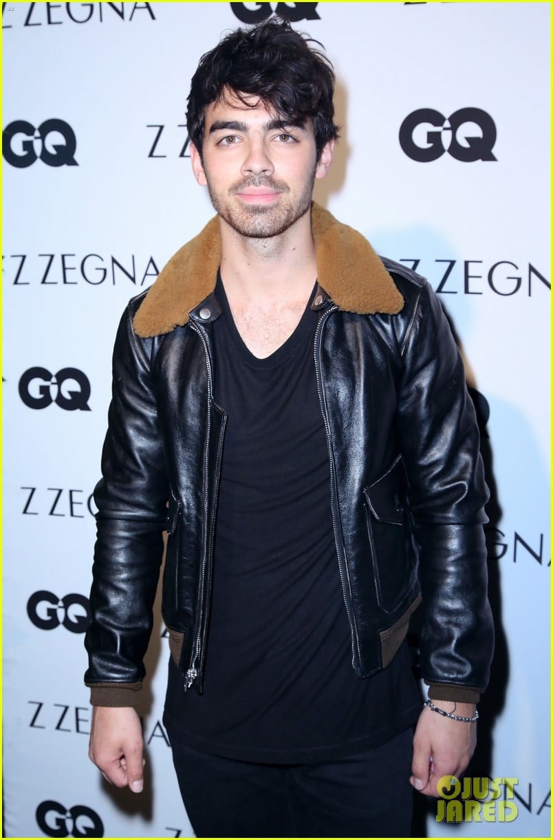 Nick Jonas, Brother Joe, & Joel McHale Make It A Stud Fest at GQ's Z