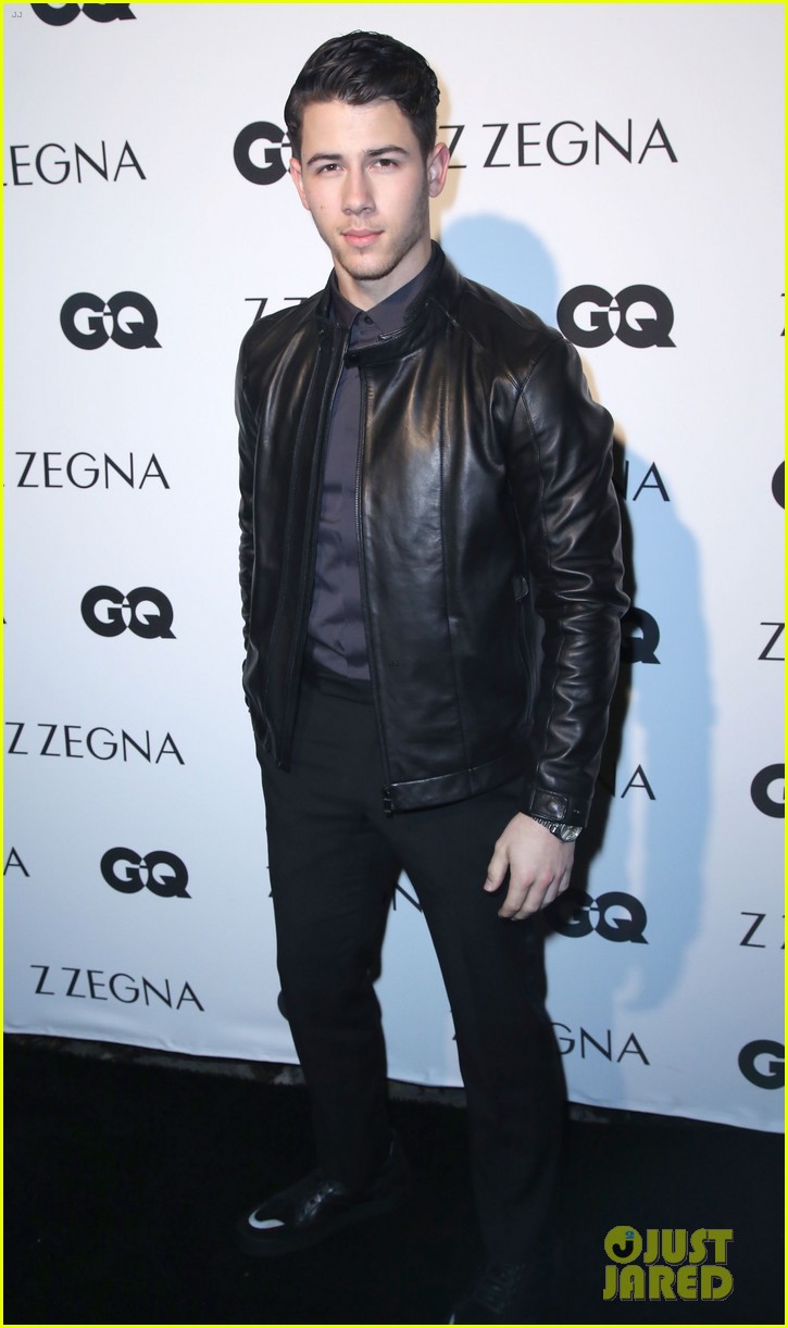 Photo nick jonas brother joe joel mchale make it a stud fest at gq 26