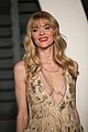 pregnant jaime king debuts baby bump at oscars party 2015 23