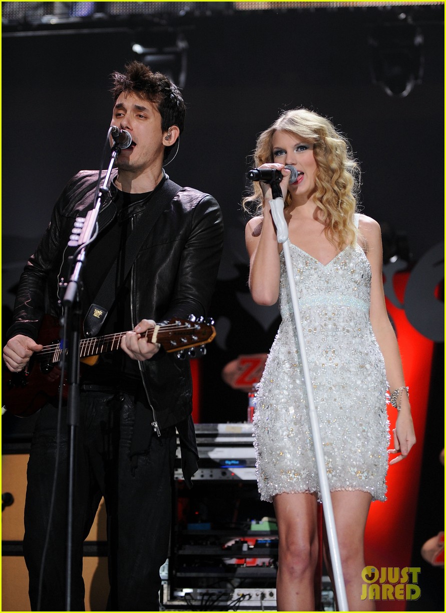 John Mayer Makes a Funny Taylor Swift Grammys Joke (Video): Photo 3298008 |  2015 Grammys, John Mayer, Taylor Swift Pictures | Just Jared
