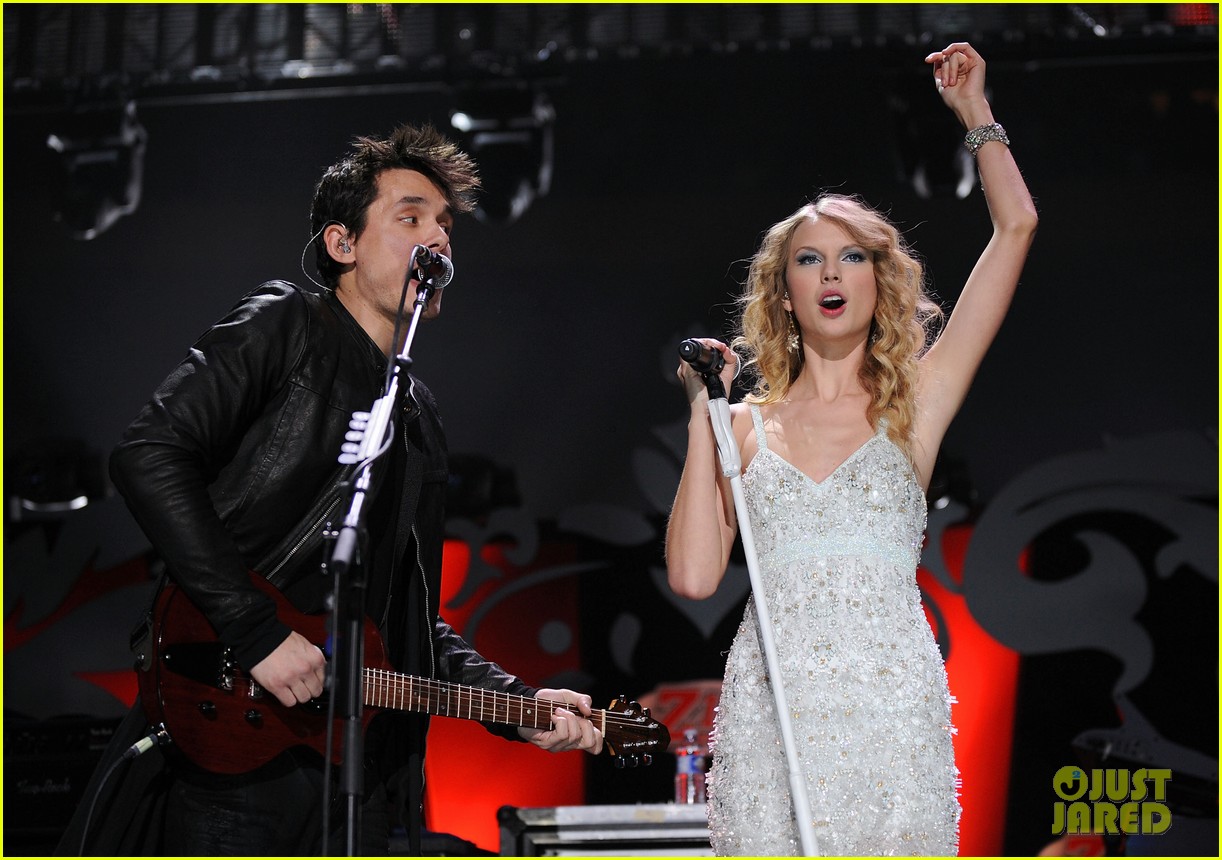 John Mayer Makes a Funny Taylor Swift Grammys Joke (Video): Photo 3298019 |  2015 Grammys, John Mayer, Taylor Swift Pictures | Just Jared