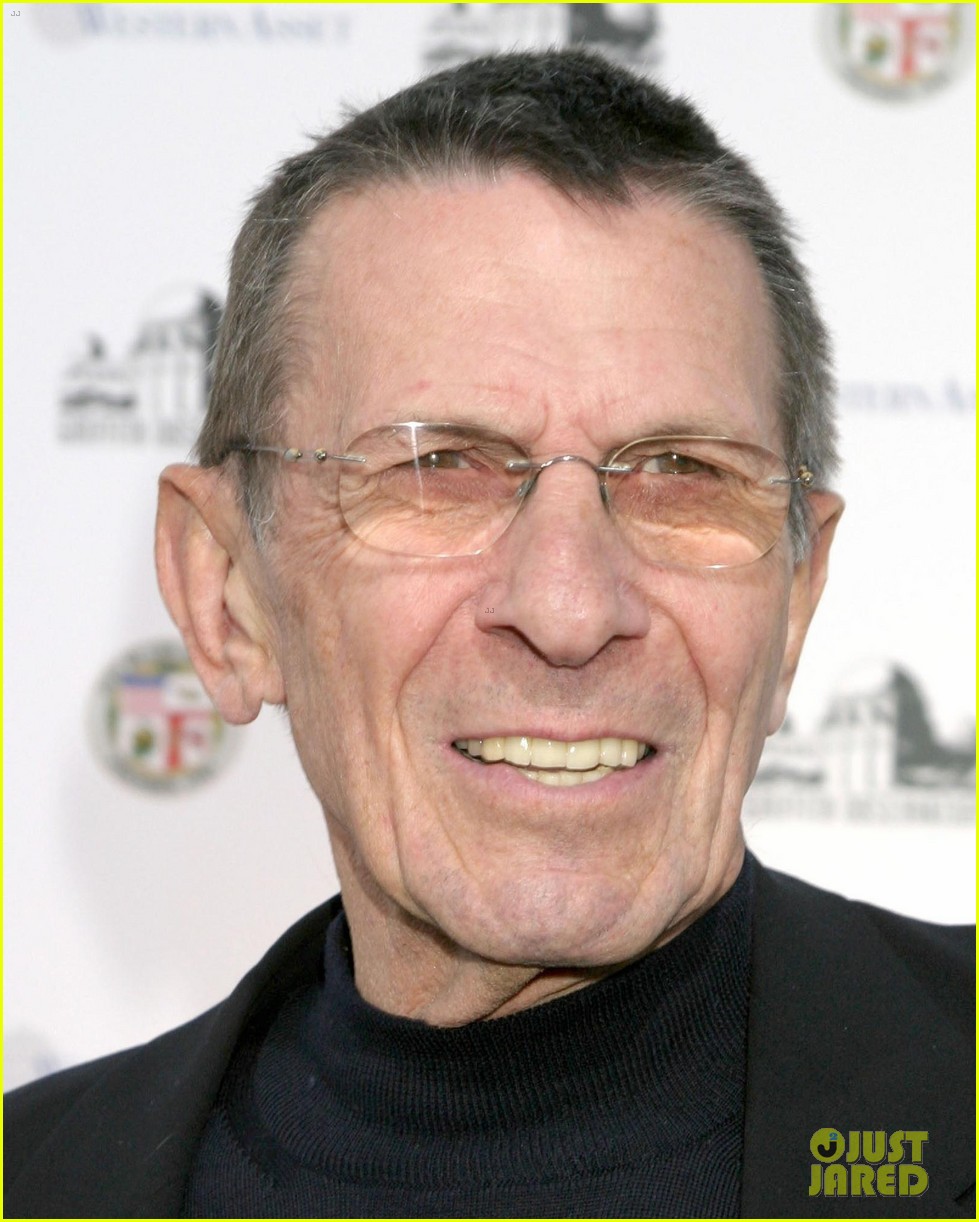 Leonard Nimoy Dead Star Trek's Spock Actor Dies at 83 Photo 3315526(00)