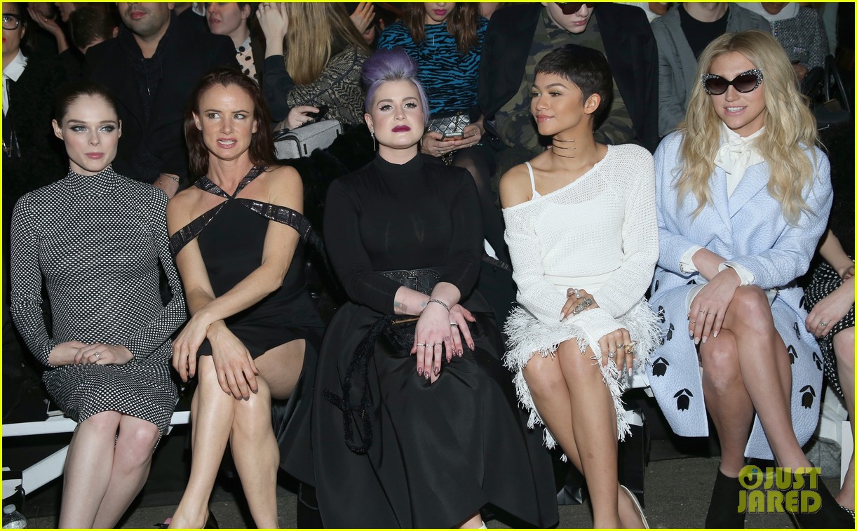 Kelly Osbourne Defends Zendaya, Threatens to Quit 'Fashion Police' Over