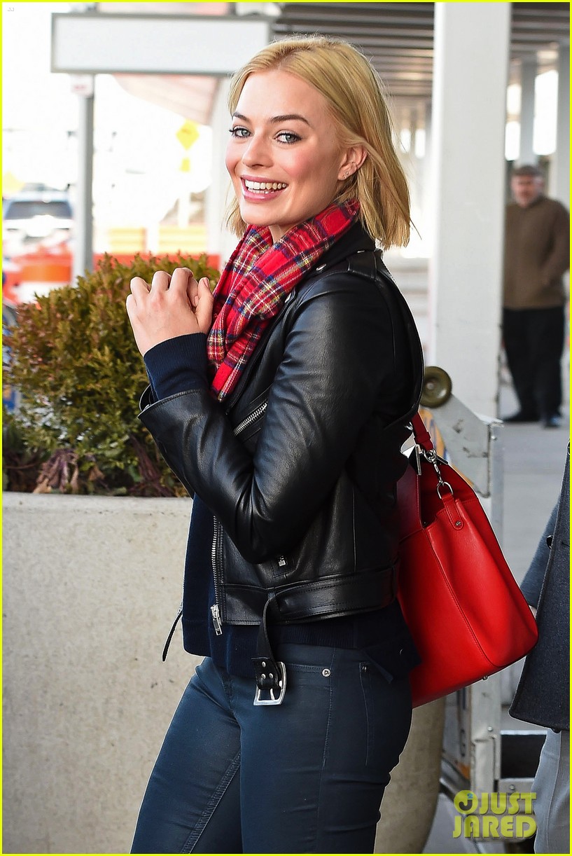 margot robbie leather jacket