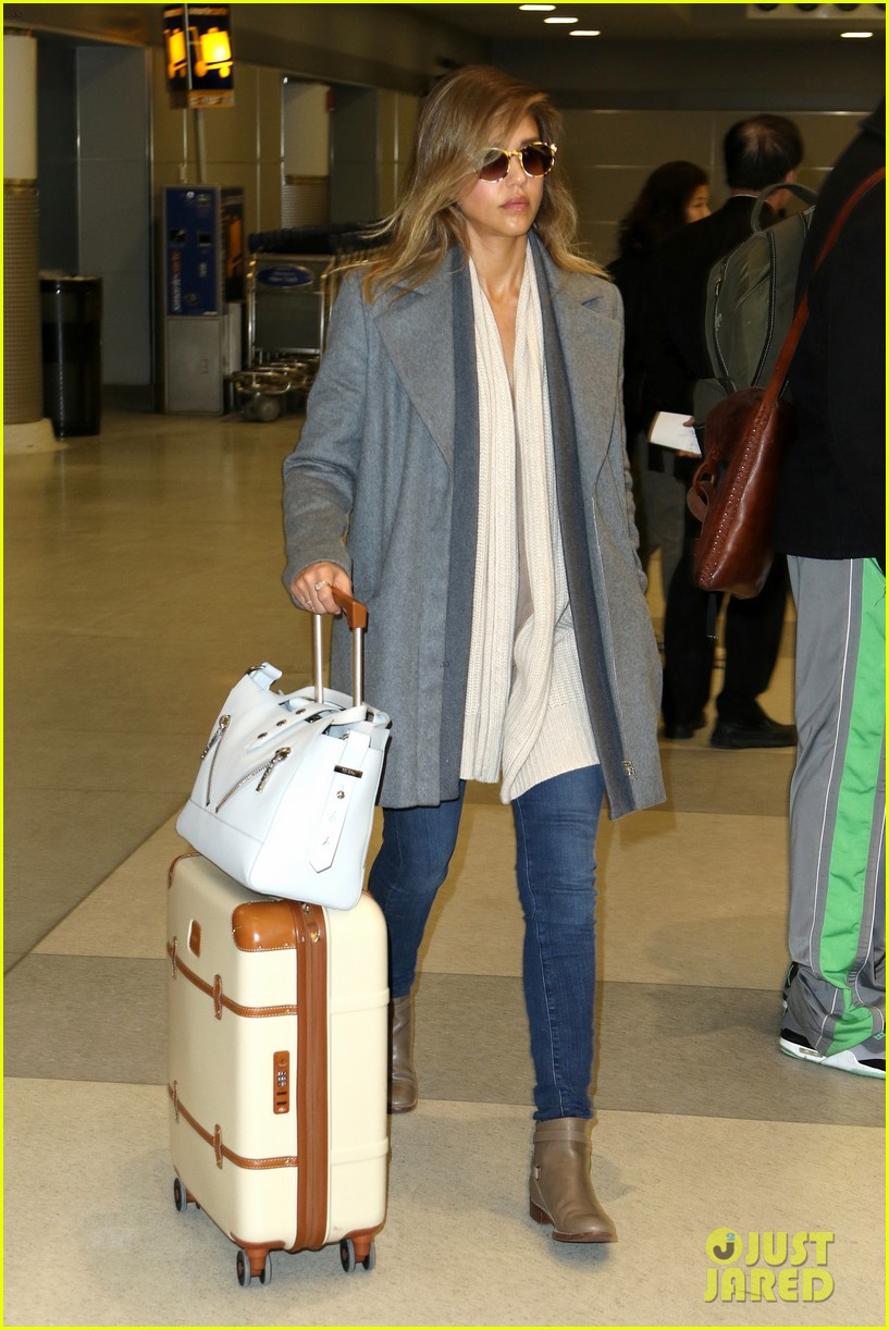 Jessica Albas New Romance See Her Smitten Date Night With Danny Ramirez - 7mjeoyv