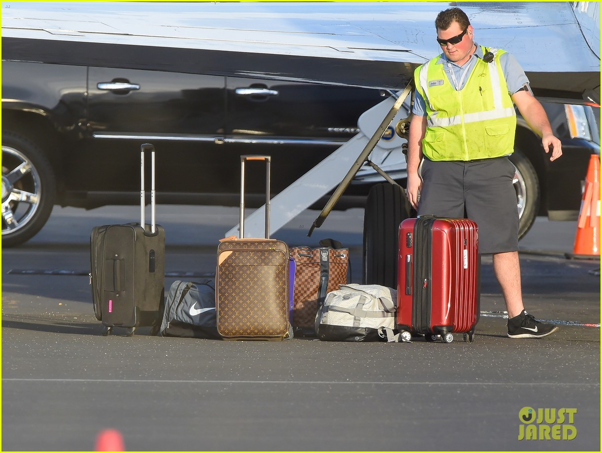 Watch First Look Clips of Justin Bieber's Comedy Central Roast! Photo
