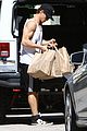 naya riveras husband ryan dorsey flaunts his big muscles 04