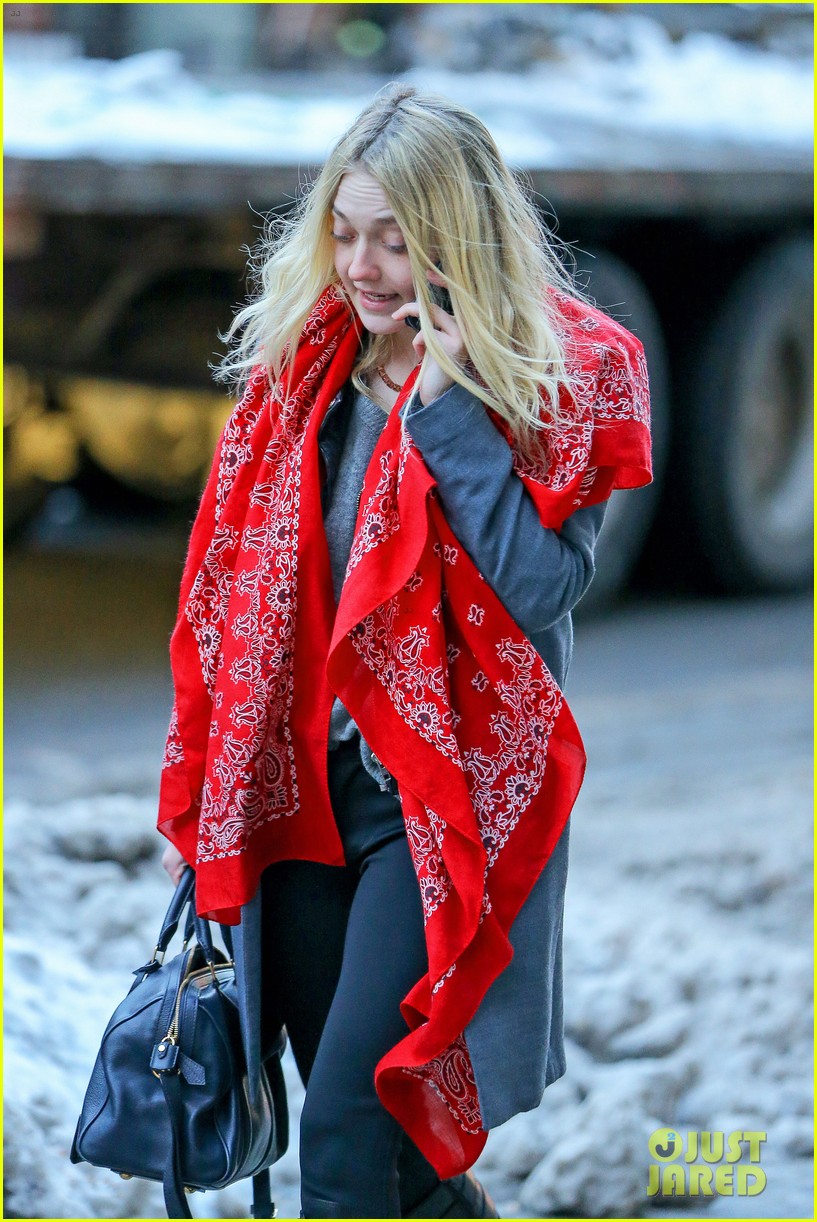 Photo: dakota fanning freida pinto meryl streep support indias daughter