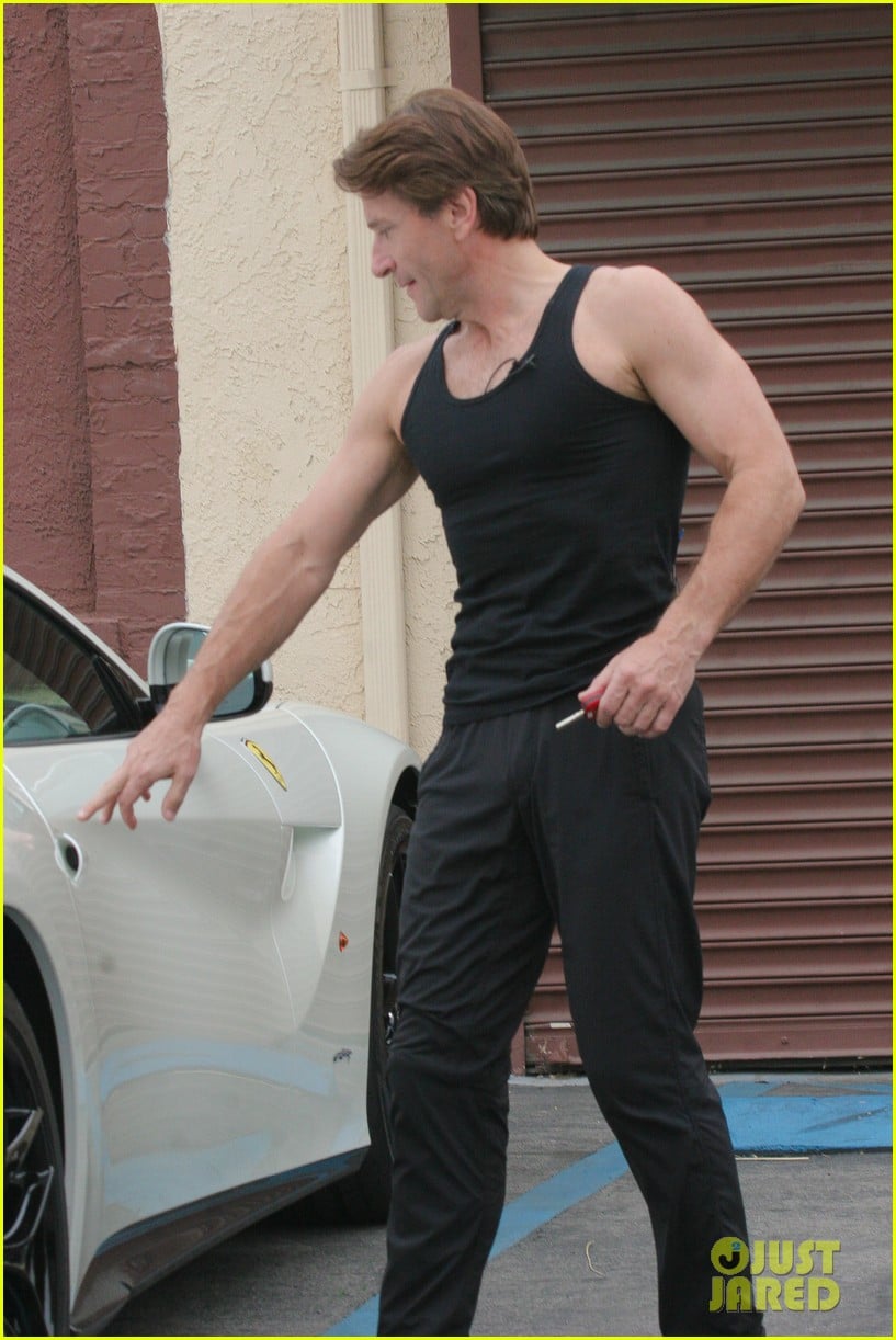 Shark Tank's Robert Herjavec Brings Out His Guns for 'DWTS'! Photo