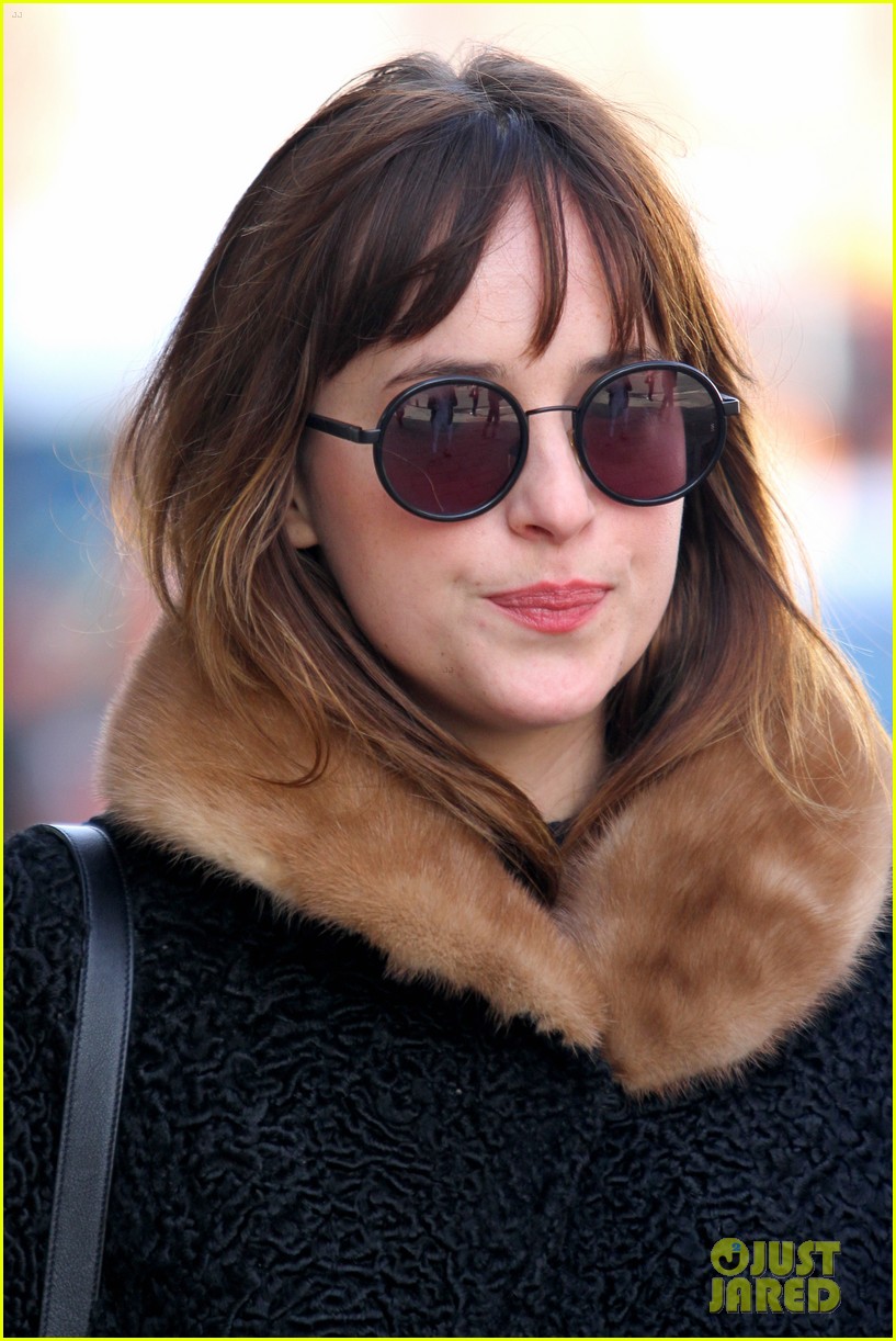 dakota-johnson-steps-out-after-fifty-shades-of-grey-salary-rumors
