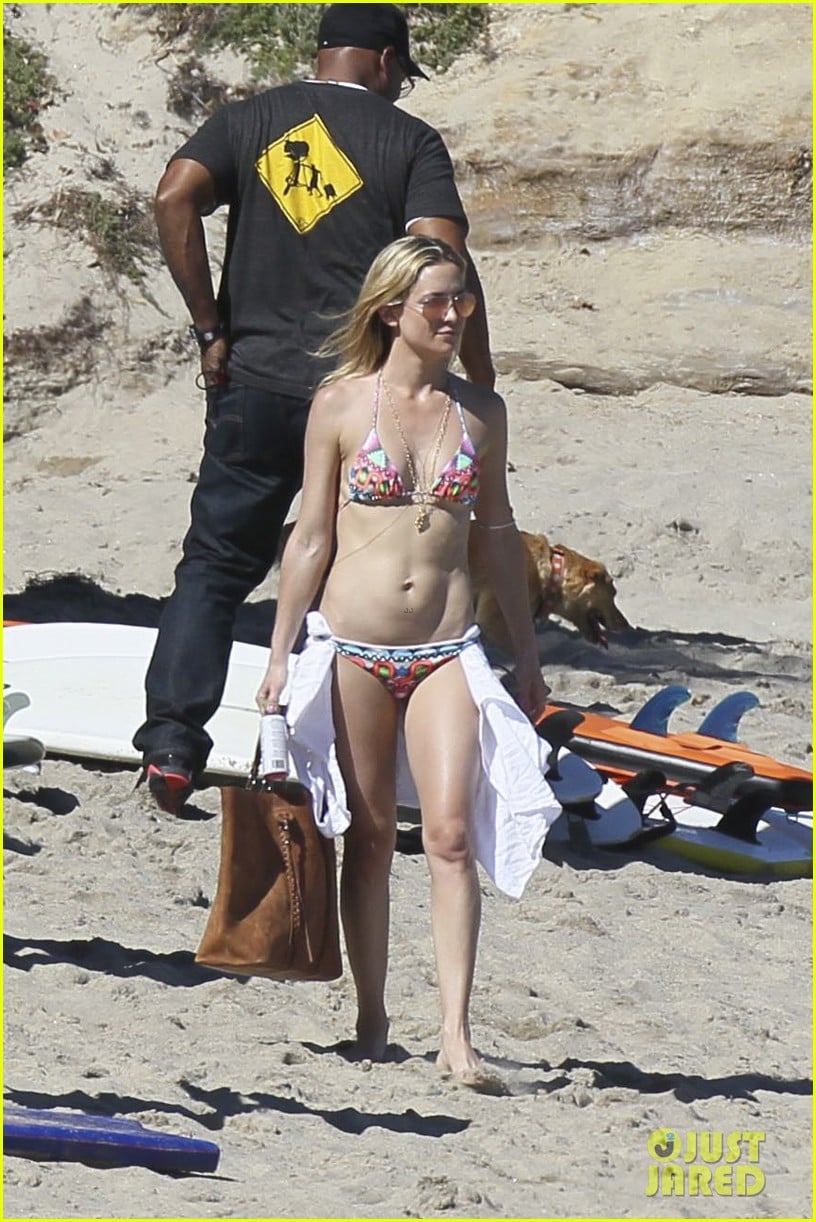 Kate Hudson Shows Off Bikini Body at Beach With Chris Martin.