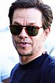 mark wahlberg lunch with friends 02