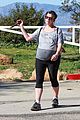 milla jovovich pregnant daily hikes 07