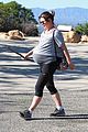 milla jovovich pregnant daily hikes 09