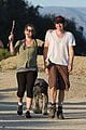 milla jovovich pregnant hike 07