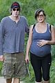 milla jovovich pregnant hike 11