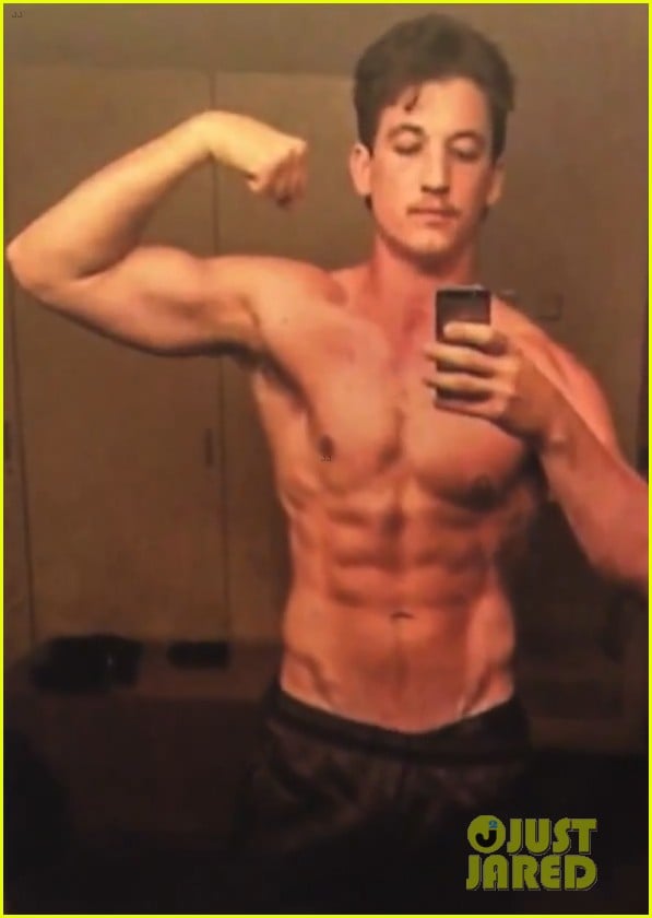 Miles Teller Shows Off His Amazing Shirtless Transformation!: Photo