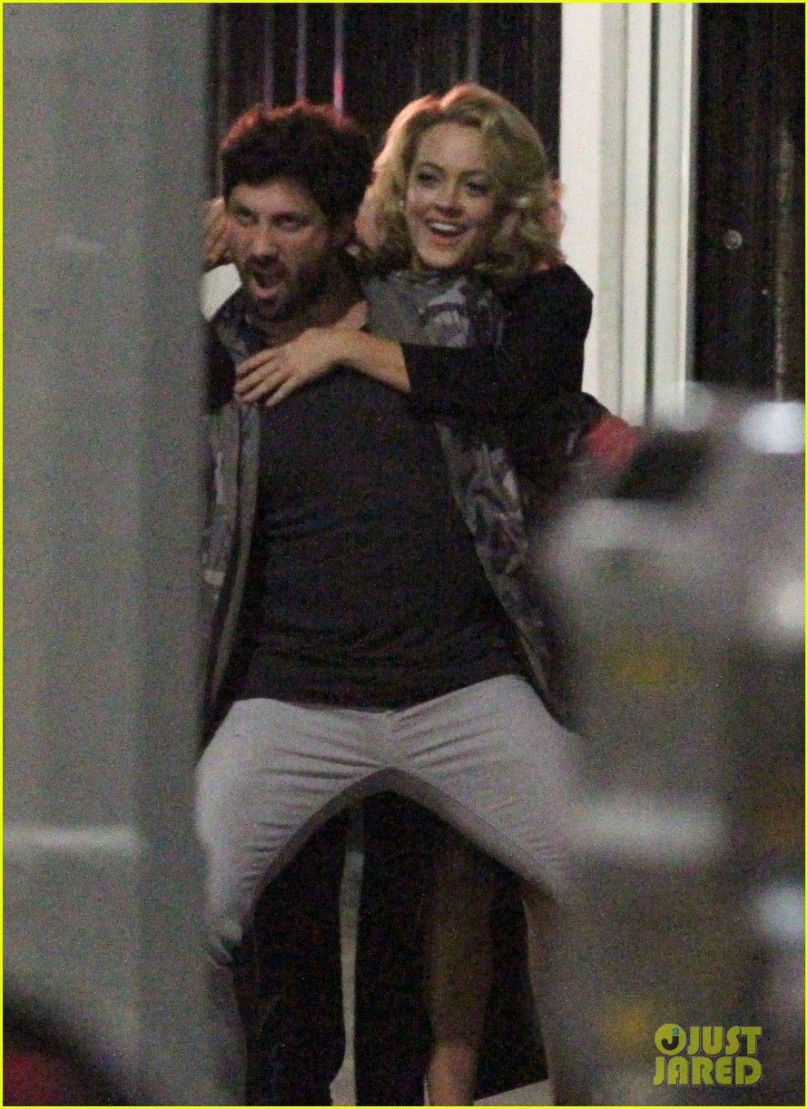 Rumer Willis Reaches 250,000 Twitter Followers After Signing Up For