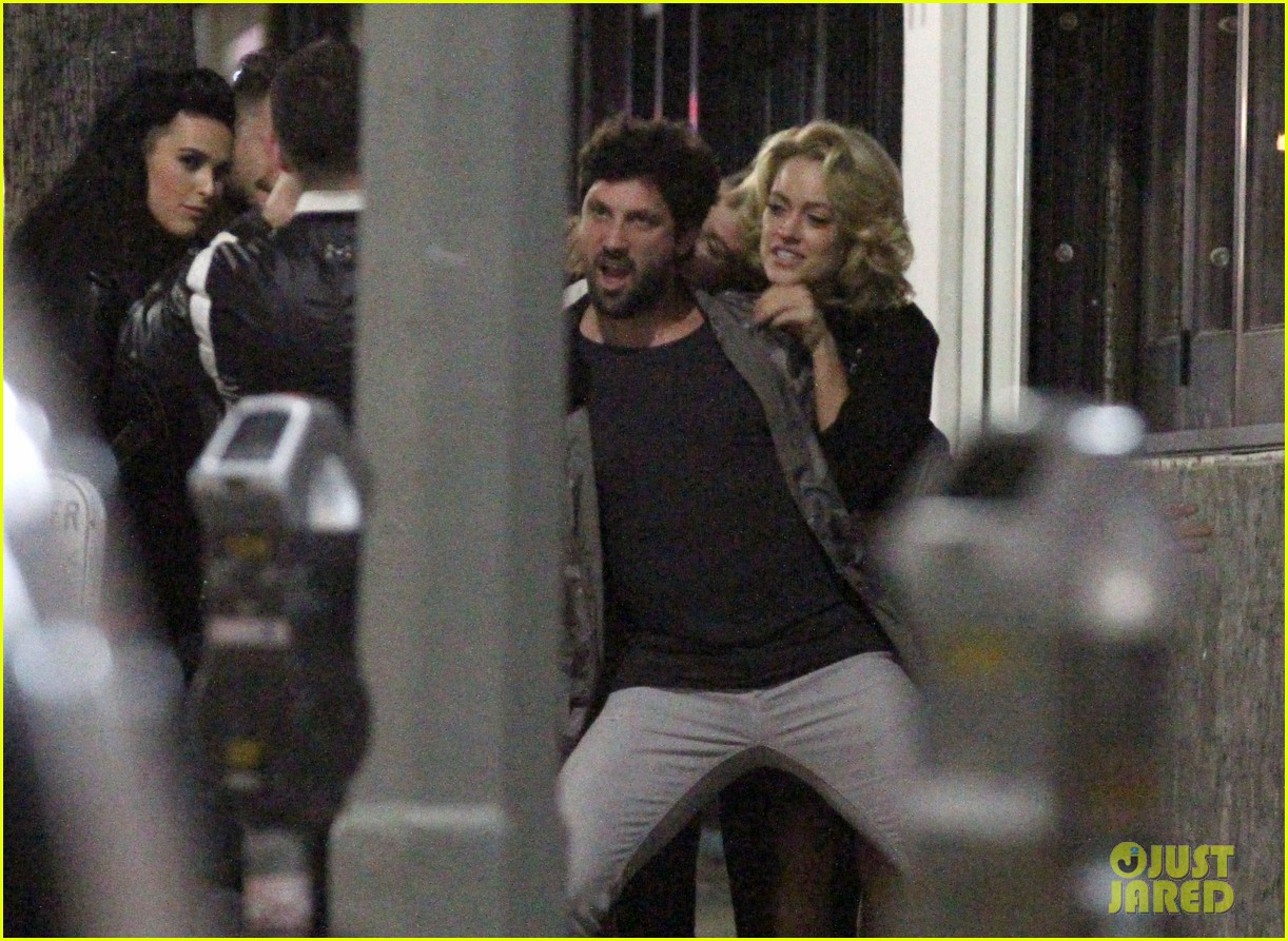 Rumer Willis Reaches 250,000 Twitter Followers After Signing Up For