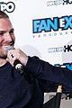 stephen amell olicity arrow affection 07