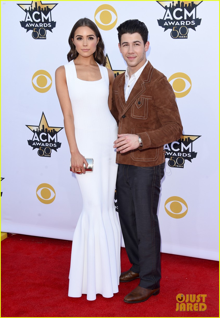 Nick Jonas & Girlfriend Olivia Culpo Hit the ACM Awards 2015 Photo