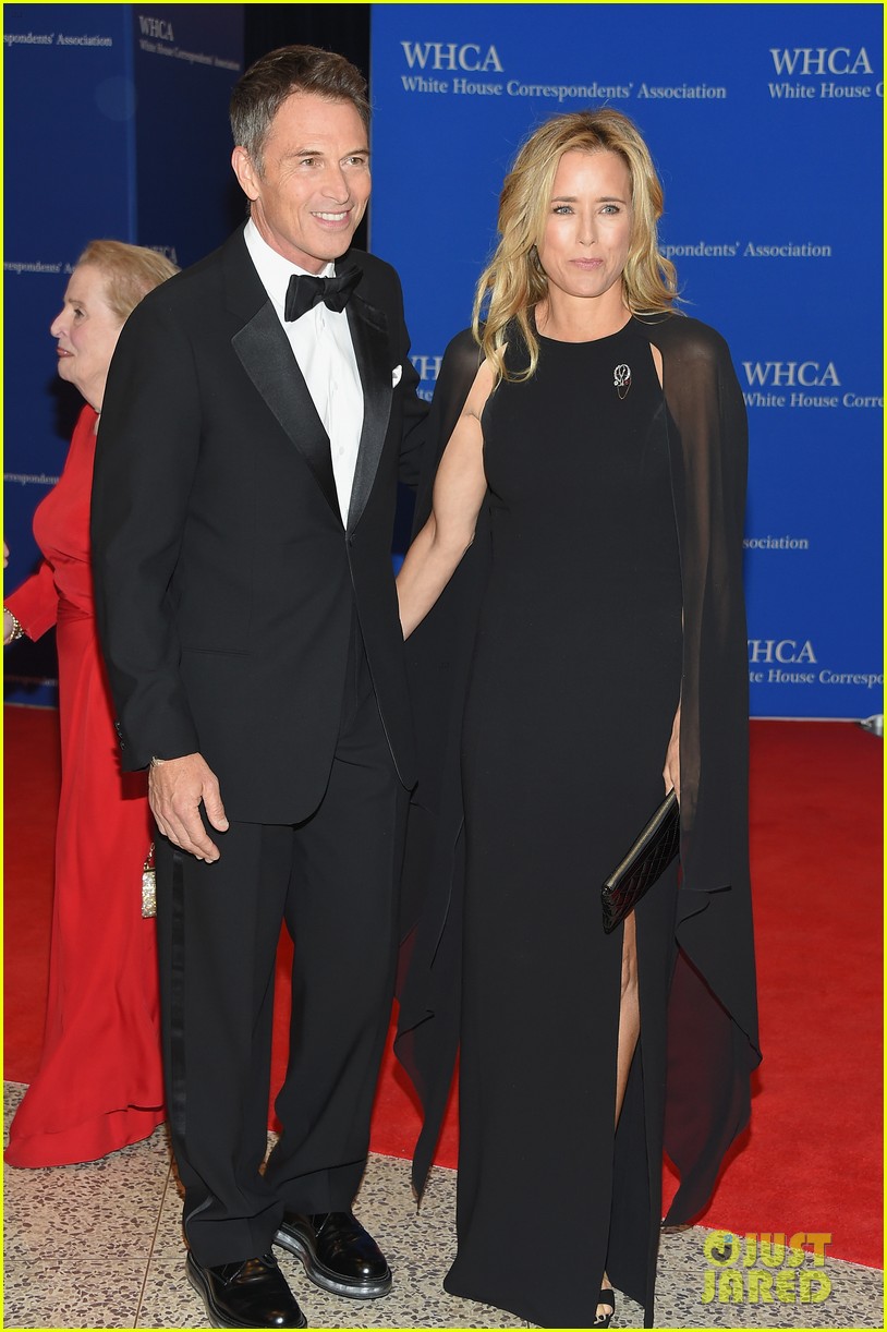 Tea Leoni & Tim Daly Make First Couple Appearance at WHCD 2015! Photo