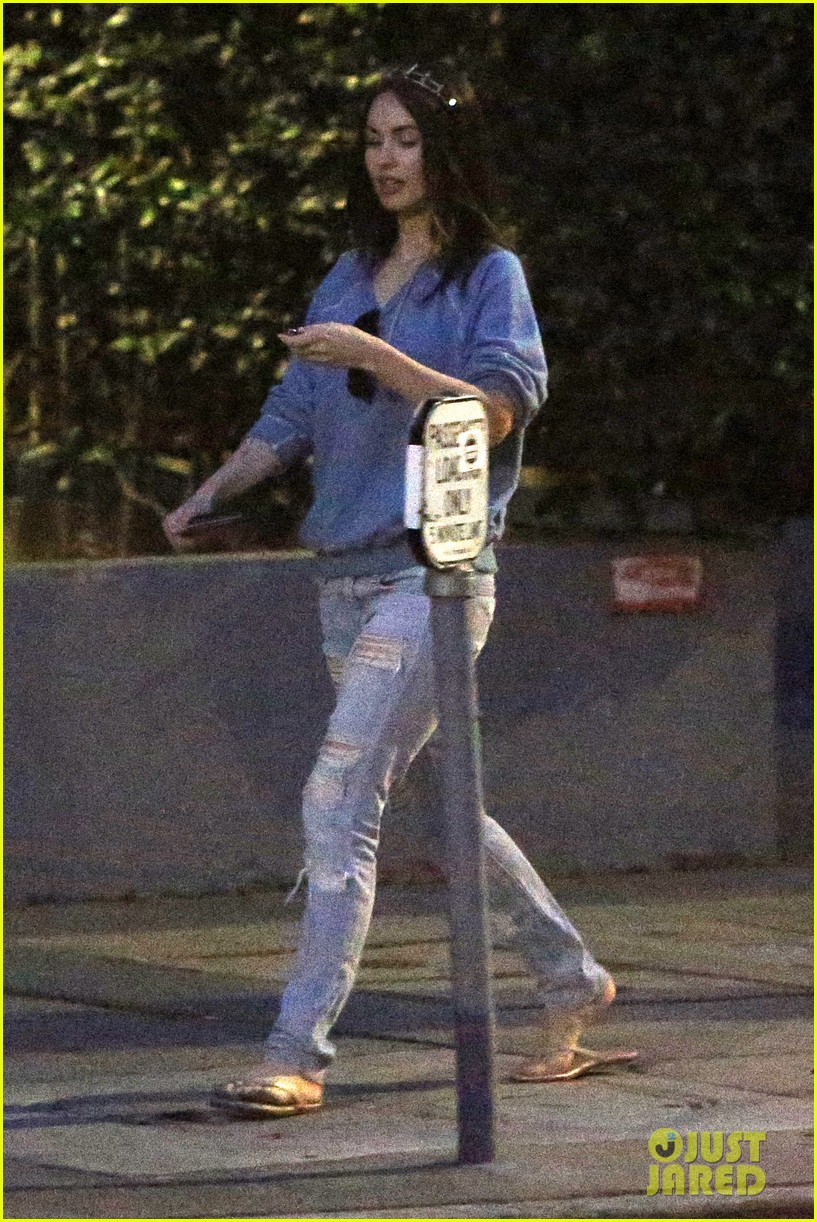 Photo: megan fox easter sunday selfie 09 | Photo 3341088 | Just Jared
