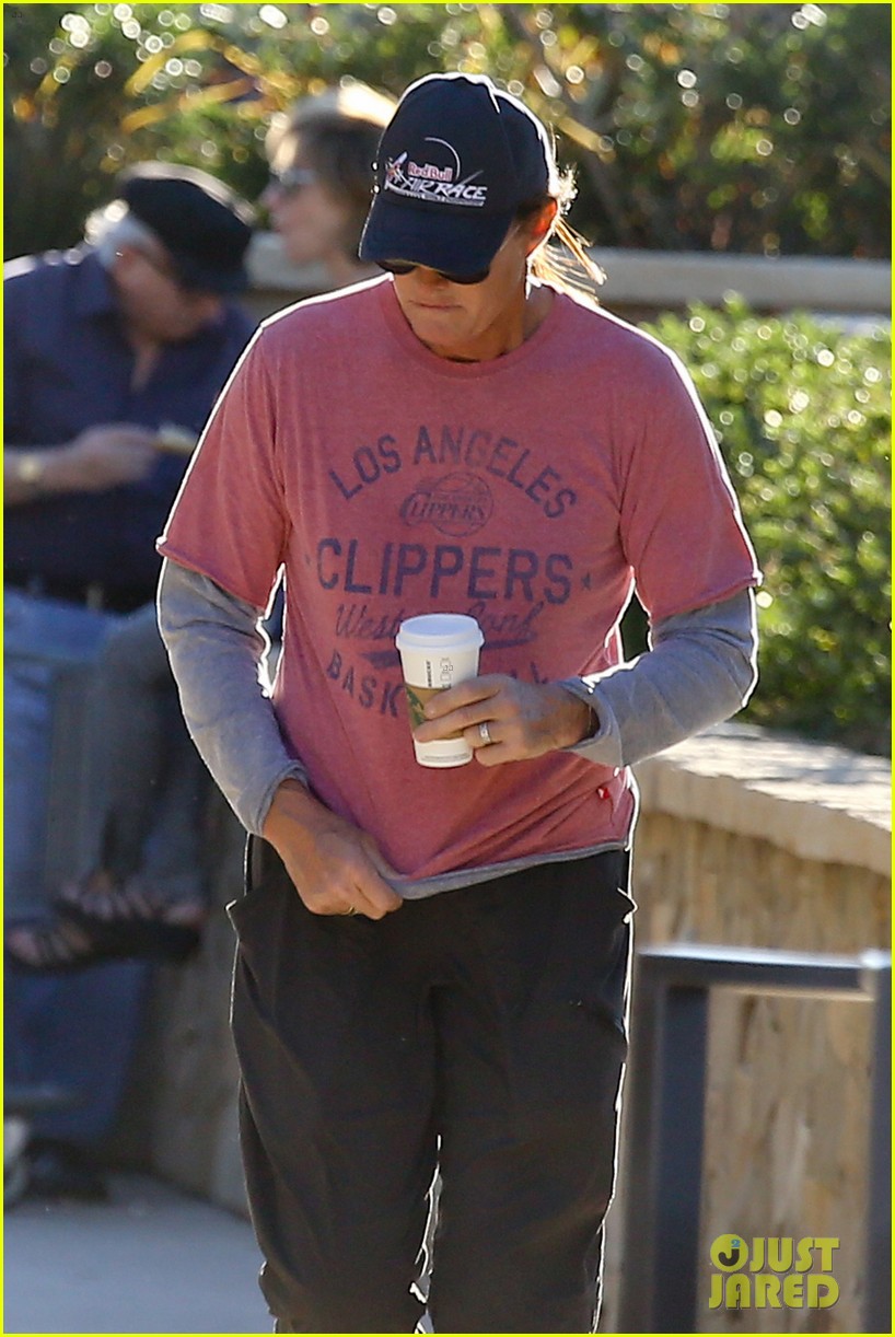 Photo: bruce jenners transition to woman has been confirmed 33 | Photo