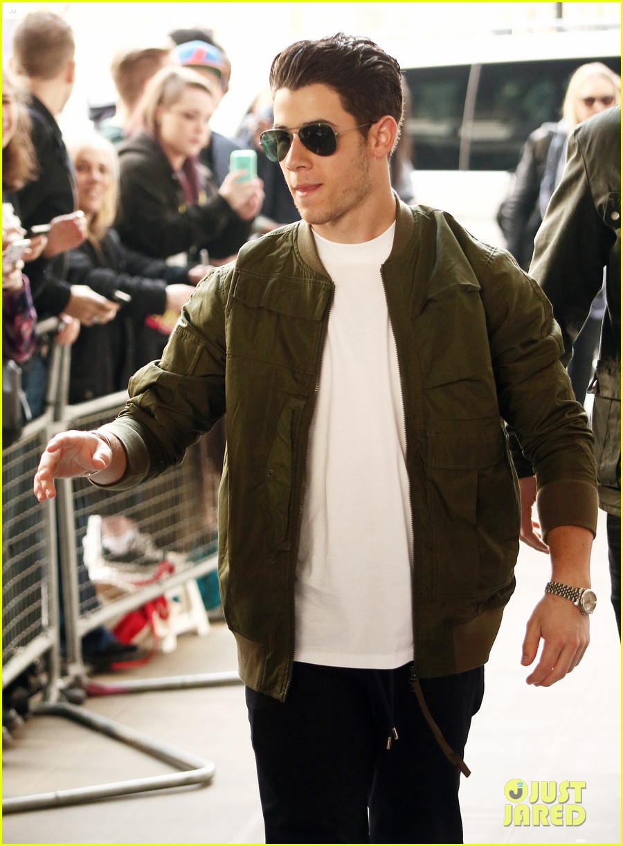 Nick Jonas Makes Surprise Appearance At Westfield London & Performs