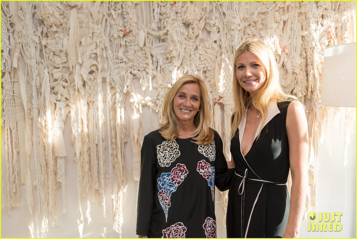 Paltrow Says Her Daughter is Borrowing Her Clothes Photo