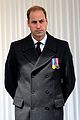 prince william queen elizabeth attend anzac day 05
