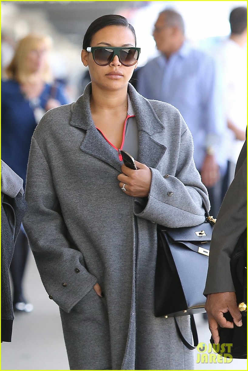 Naya Rivera I Am a Nerd at Heart! Photo 3356223 Naya Rivera