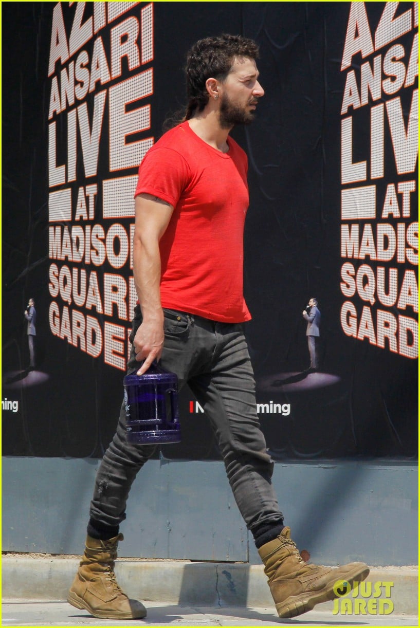 Shia LaBeouf Shaves Part of His Head & Keeps His Rattail Intact Photo